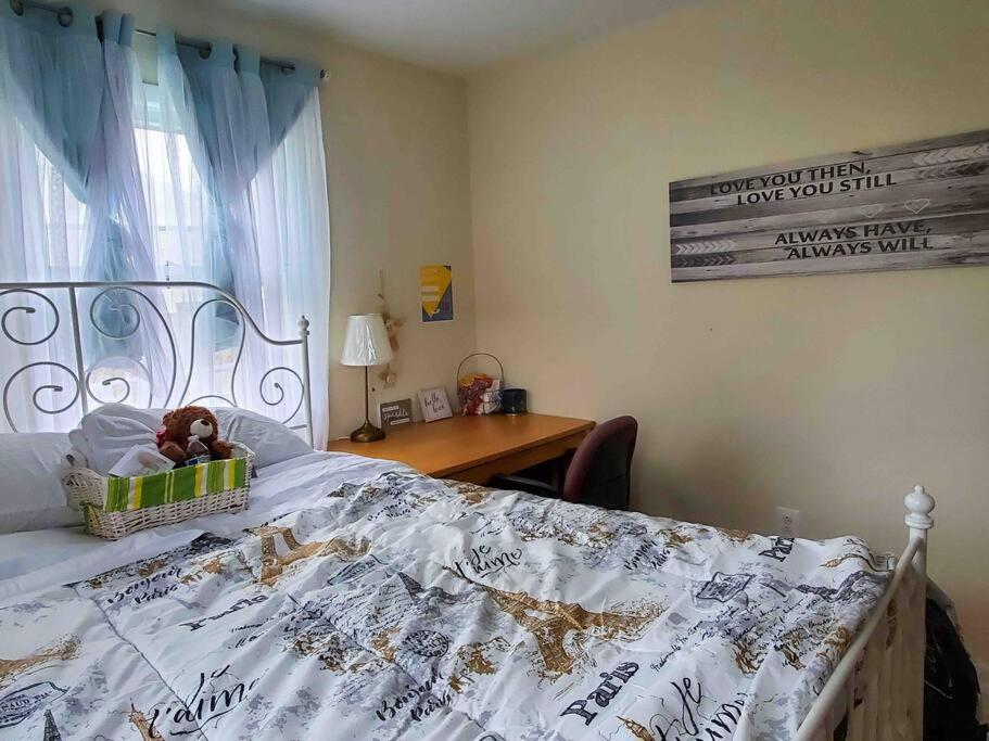 5 Star Room/Close To Town Center And Everything/5 Min Walk Metro Rockville Ngoại thất bức ảnh