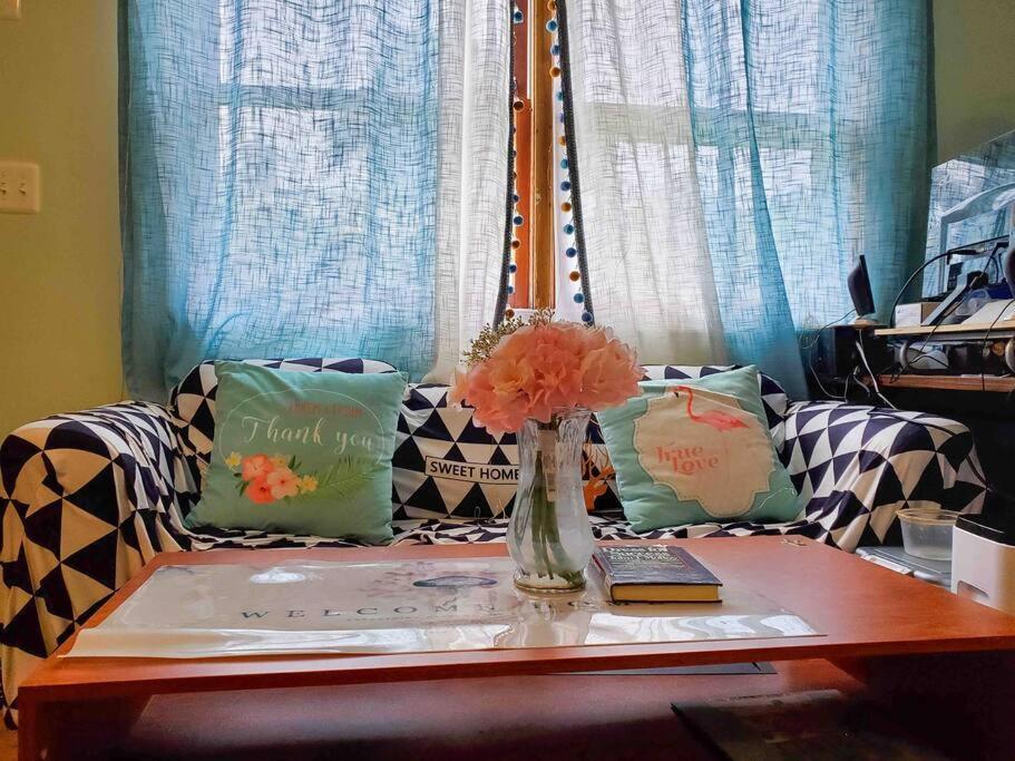 5 Star Room/Close To Town Center And Everything/5 Min Walk Metro Rockville Ngoại thất bức ảnh